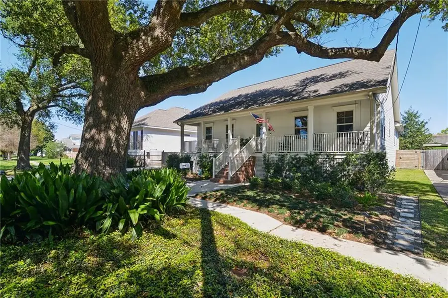 6027 Pratt Drive, New Orleans, LA 70122 - #3