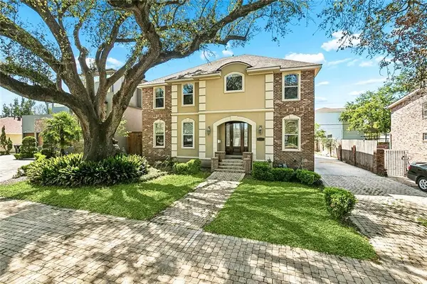 5876 Fleur De Lis Drive, New Orleans, LA 70124