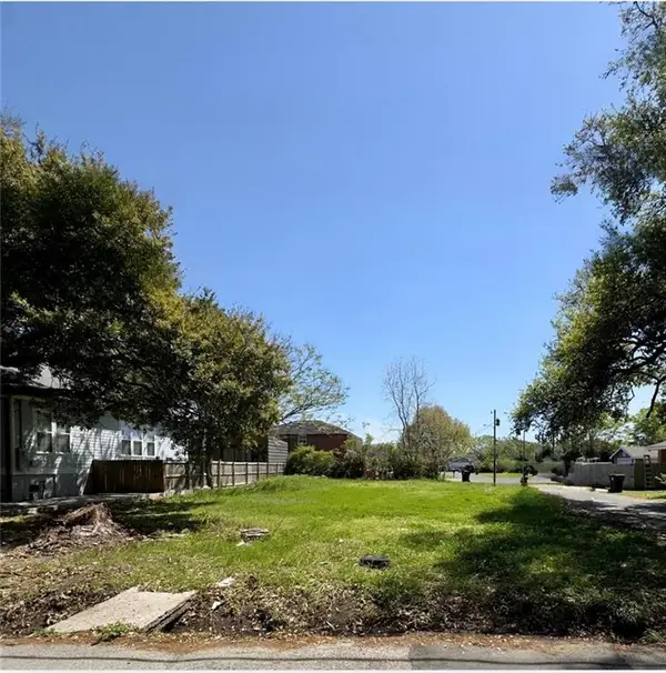 2701 Jackson Boulevard, Chalmette, LA 70043