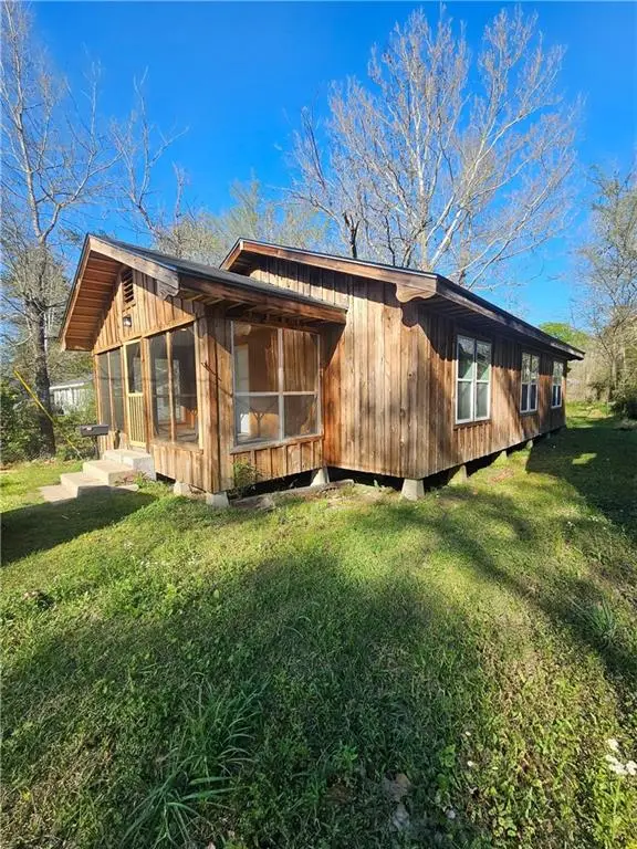 308 Valley Street, Winnfield, LA 71483 - #1