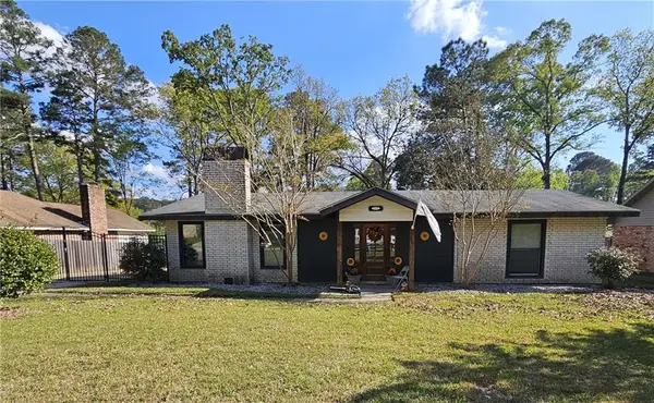 113 Spring Creek Drive, Pineville, LA 71360