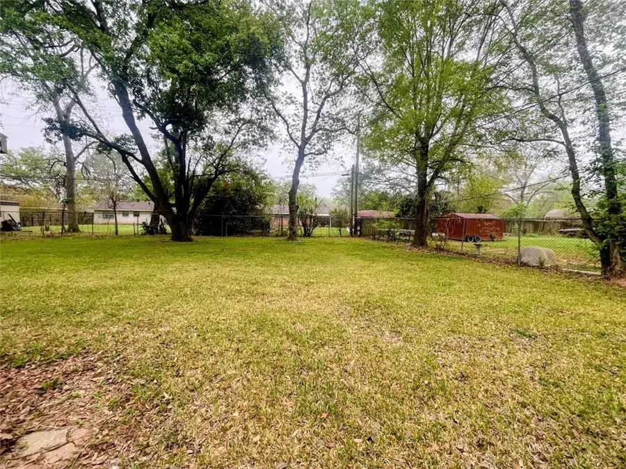 5210 Chestnut Drive, Alexandria, LA 71301 - #3