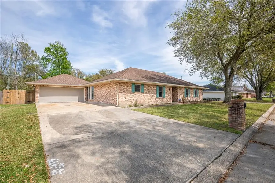 128 Belle Grove Drive, Laplace, LA 70068 - #2