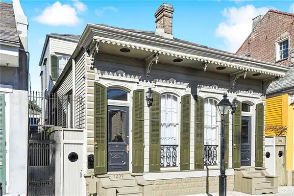 1209 Bourbon Street, New Orleans, LA 70116