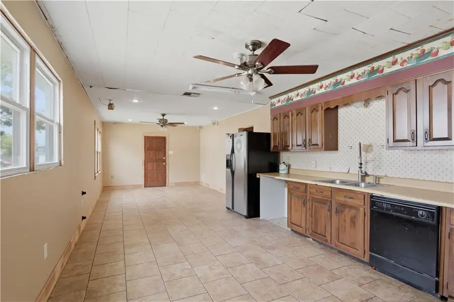 800 West Drive, Westwego, LA 70094 - #2