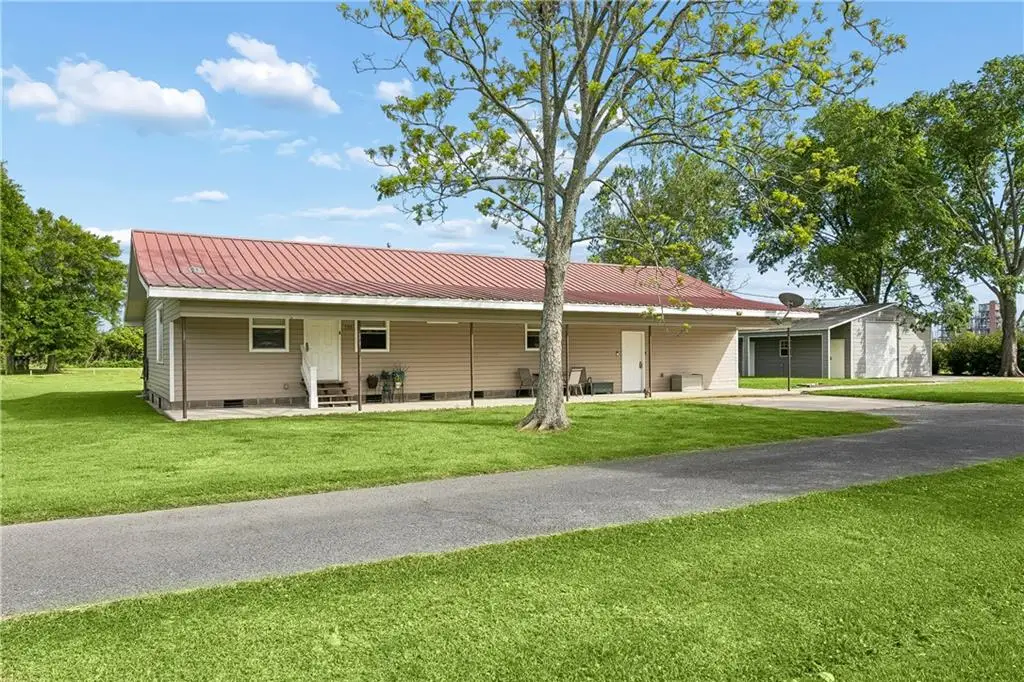 135 Lawrence Drive, Luling, LA 70070 - #1