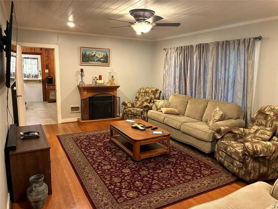 201 2nd Street, Colfax, LA 71417 - #3