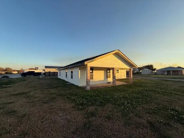 160 E 26th Place, Larose, LA 70373 - #3