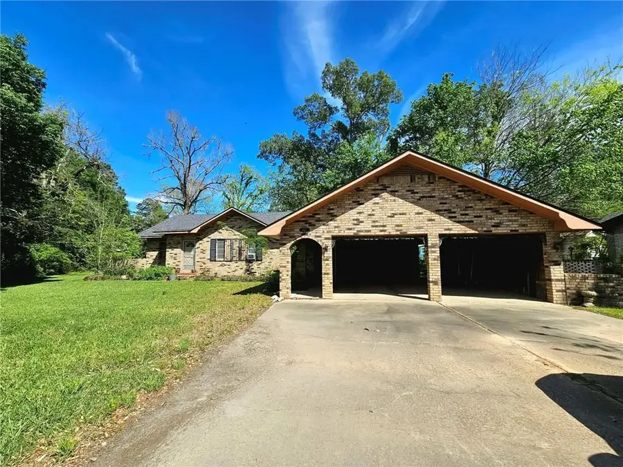 622 N Preston Street, Marksville, LA 71351 - #3