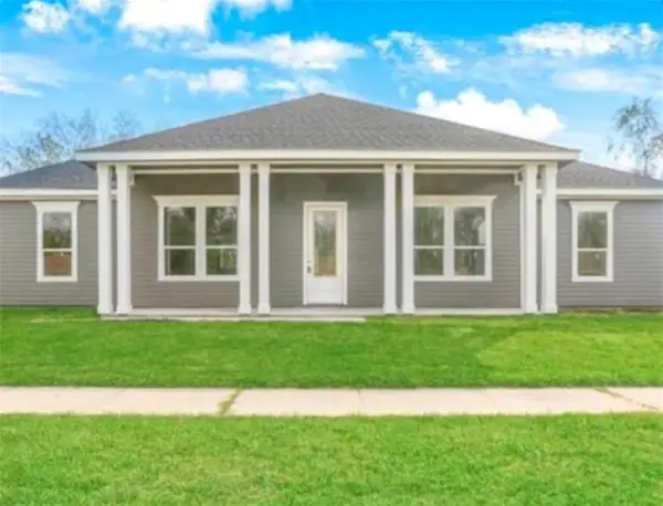 3001 Bartolo Street, Meraux, LA 70075