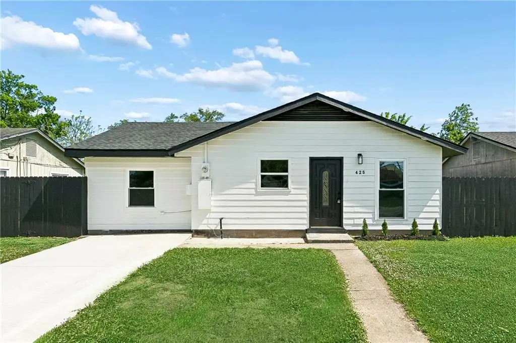 425 Helis Drive, Westwego, LA 70094 - #1
