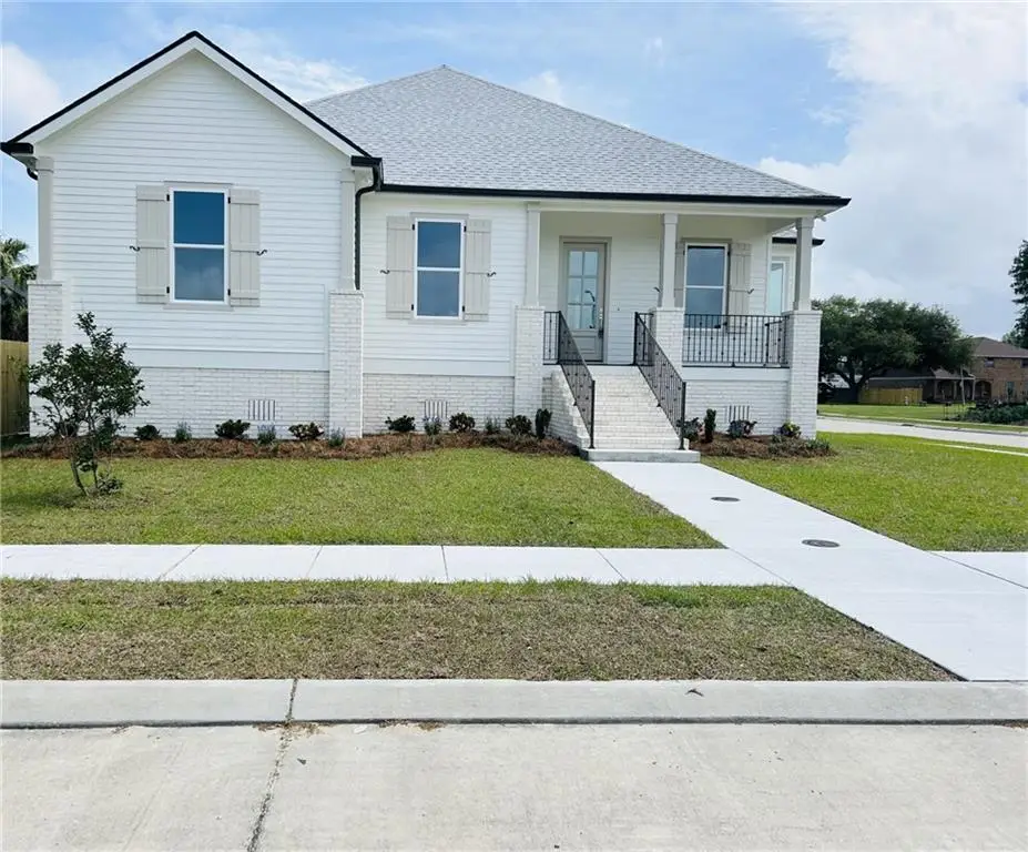 3901 Jean Lafitte Boulevard, Chalmette, LA 70043 - #1