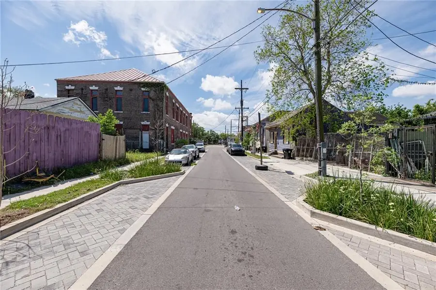 1330 Franklin Avenue, New Orleans, LA 70117 - #2