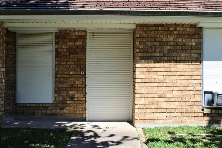 7671 Inlet Lane, New Orleans, LA 70128 - #2