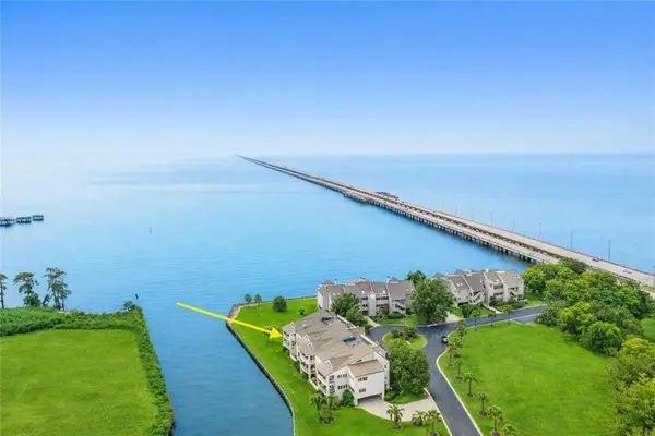 303 Mariners Island Boulevard #303, Mandeville, LA 70448