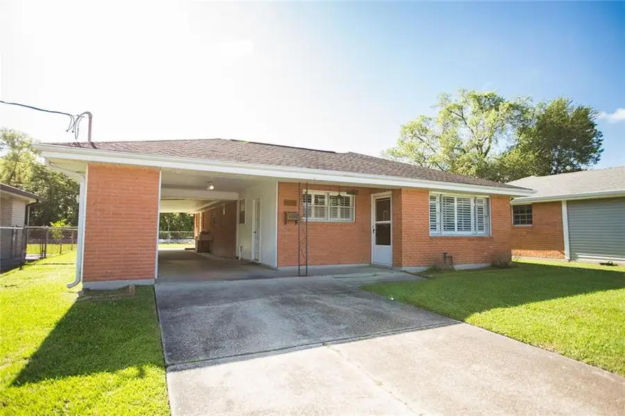 118 Ravey Street, Belle Chasse, LA 70037 - #2