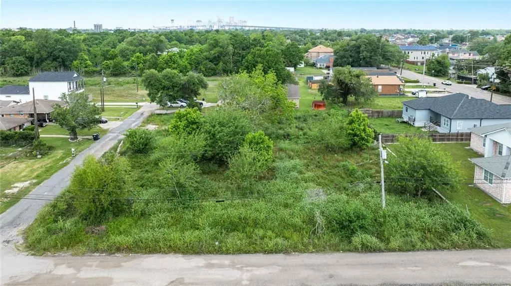 3166 Elmwood Park Drive, New Orleans, LA 70114 - #1