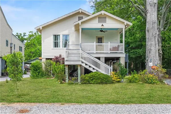 406 Carroll Street, Mandeville, LA 70448