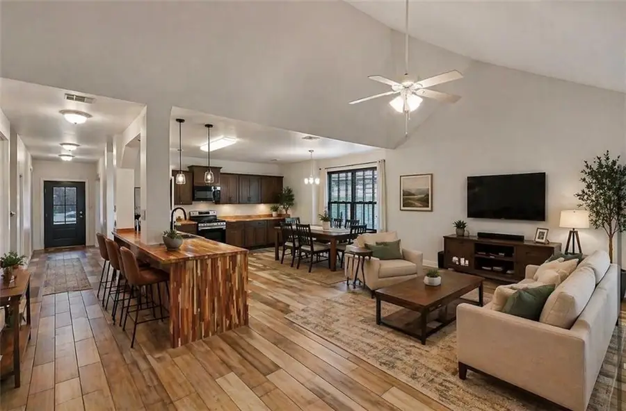 116 E Lake Court, Slidell, LA 70461 - #2