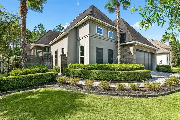 869 S Corniche Du Lac, Covington, LA 70433