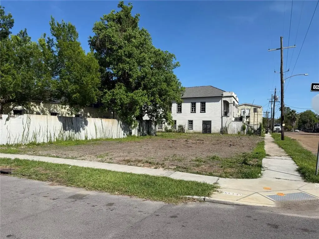3022 Danneel Street, New Orleans, LA 70115 - #1
