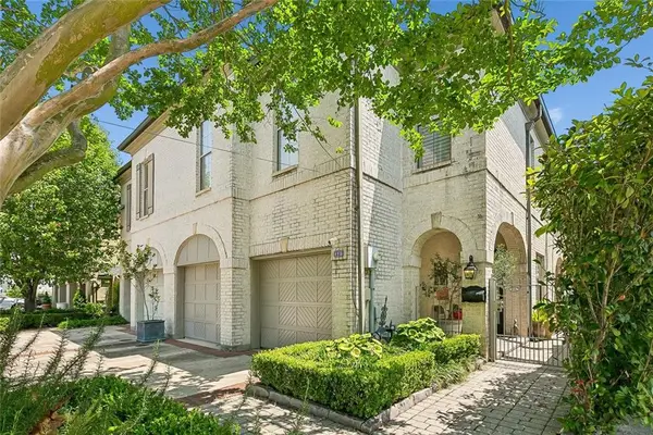 411 Focis Street, Metairie, LA 70005