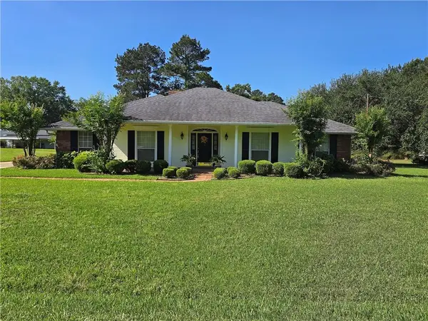 311 Bessie Street, Coushatta, LA 71019