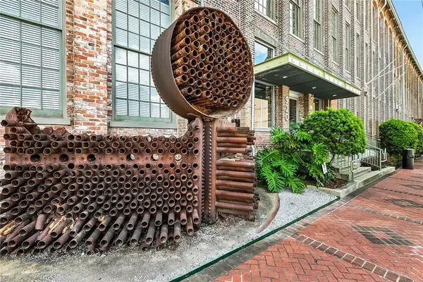 920 Poeyfarre Street #233, New Orleans, LA 70130