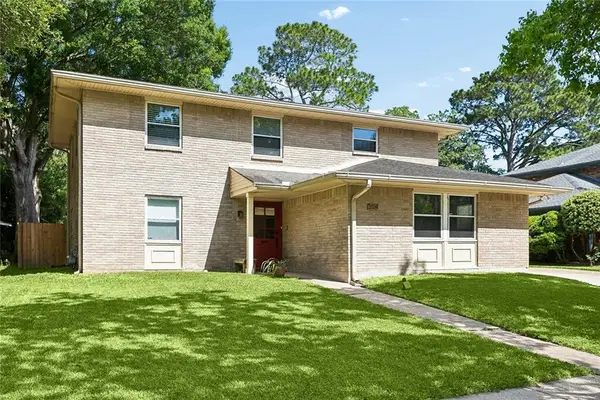 2524 Danbury Drive, New Orleans, LA 70131