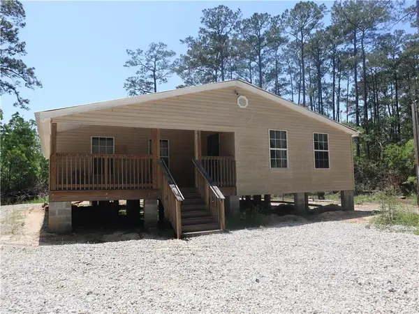27420 Sampson Street, Lacombe, LA 70445