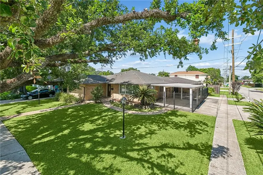 601 Airline Park Boulevard, Metairie, LA 70003 - #2