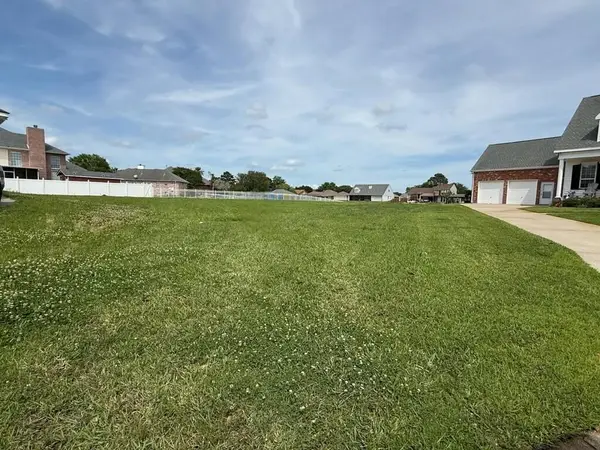 3 Oak Cove, Slidell, LA 70458