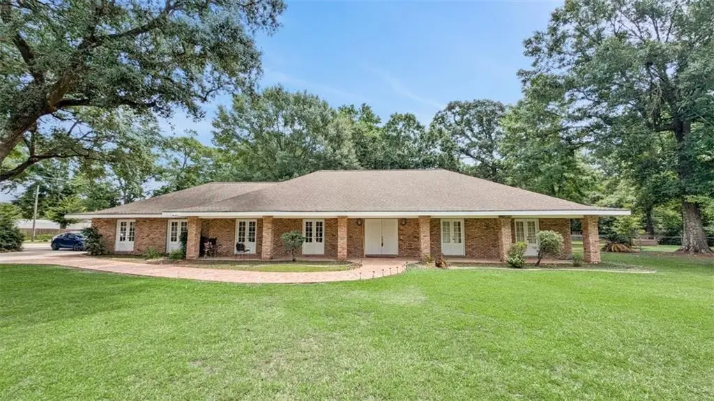 61258 N Military Road, Slidell, LA 70461 - #1