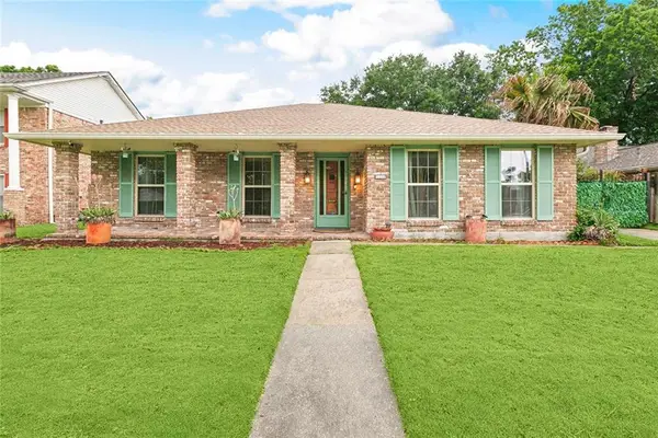 5238 Macarthur Boulevard, New Orleans, LA 70131