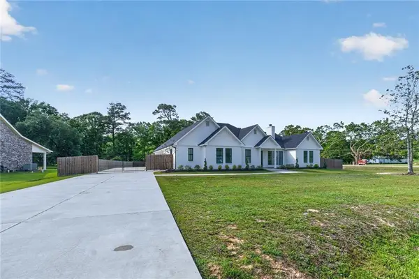 38113 Julia Drive, Pearl River, LA 70452