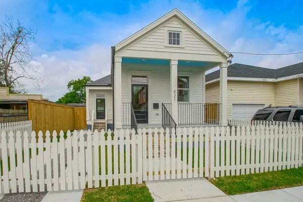 921 Elmira Avenue, New Orleans, LA 70114