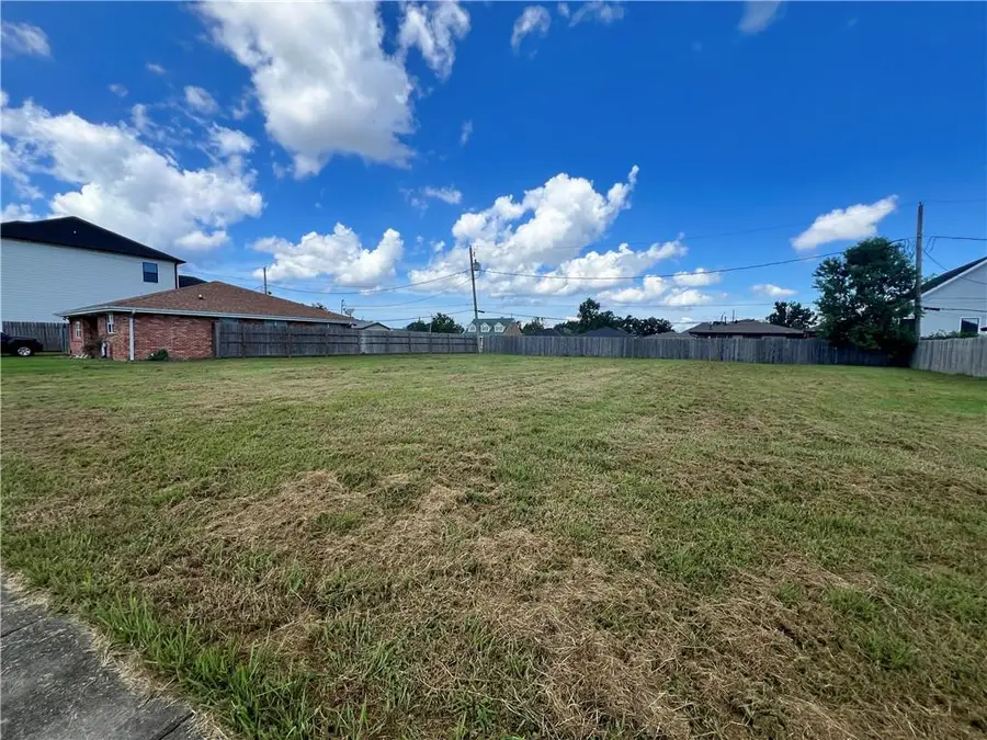 321 Llama Drive, Arabi, LA 70032 - #2