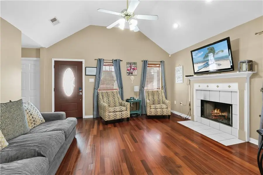 630 Lapin Street, Mandeville, LA 70448 - #3