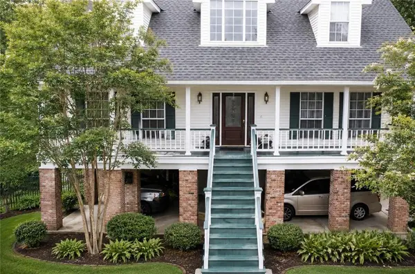 59050 Pine Bay Lane, Lacombe, LA 70445