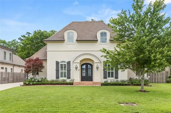 117 Kellywood Court, Belle Chasse, LA 70037