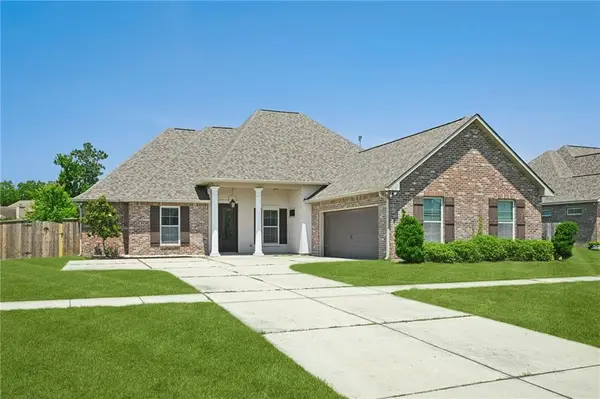 513 Tumble Creek Drive, Madisonville, LA 70447