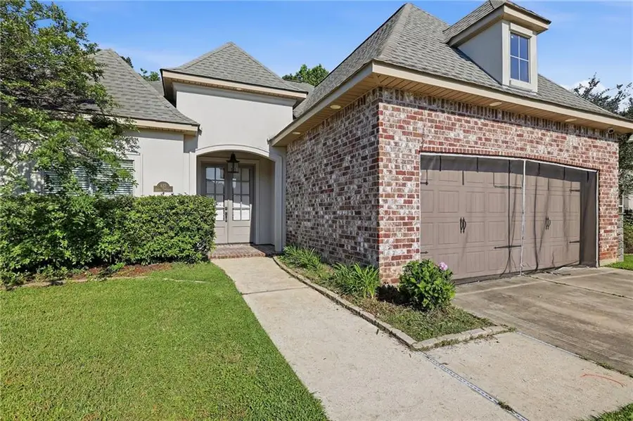 633 N Brown Thrasher Loop, Madisonville, LA 70447 - #2