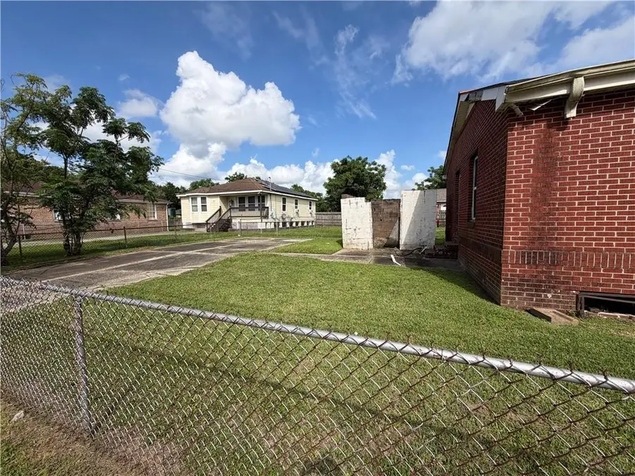 6101 N Johnson Street, New Orleans, LA 70117 - #2