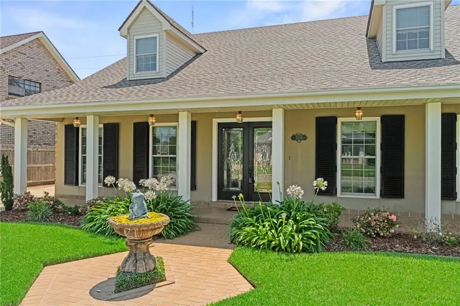 3209 Delille Street, Chalmette, LA 70043 - #2