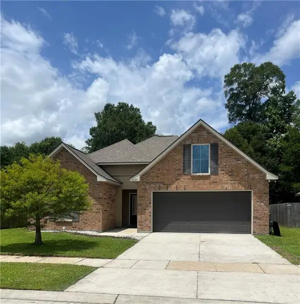 6337 Honey Locust Boulevard, Zachary, LA 70791