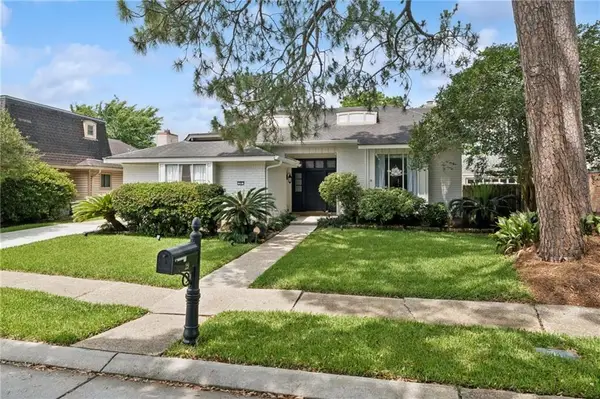 29 Park Timbers Drive, New Orleans, LA 70131