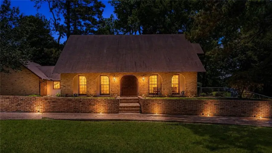 216 Azalea Avenue, Pineville, LA 71360 - #2