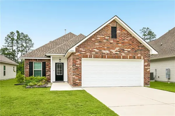 11241 Clover Knoll Drive, Covington, LA 70433