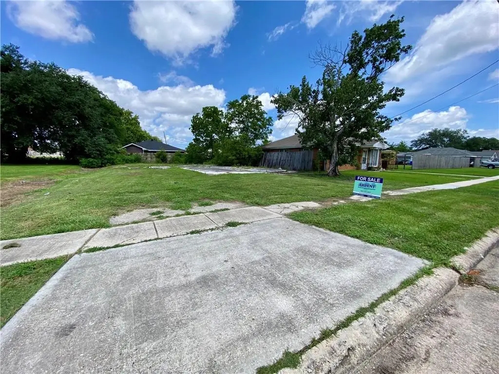 2120 Aycock Drive, Arabi, LA 70032 - #1