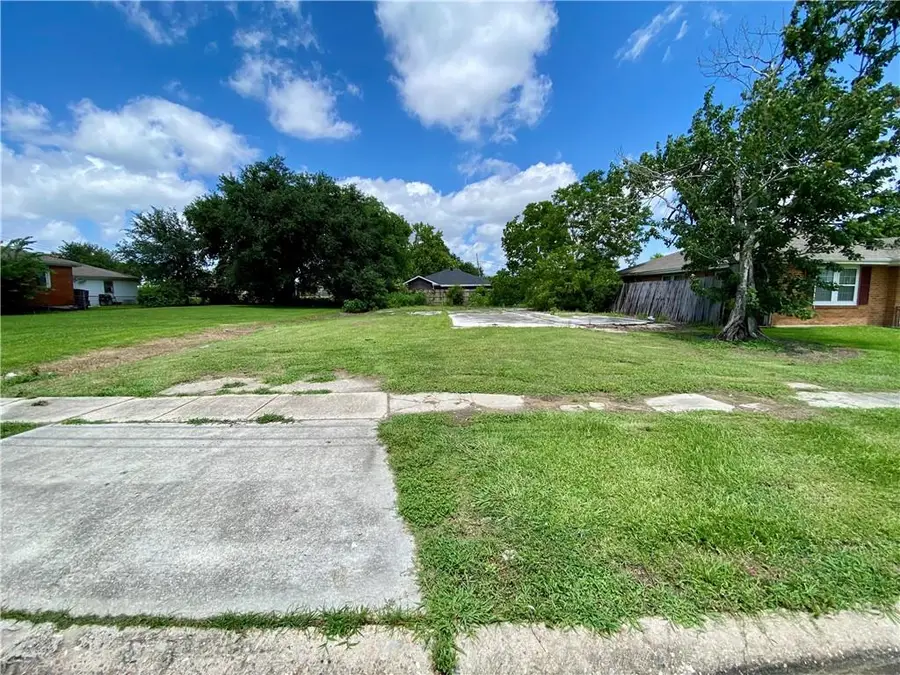 2120 Aycock Drive, Arabi, LA 70032 - #2